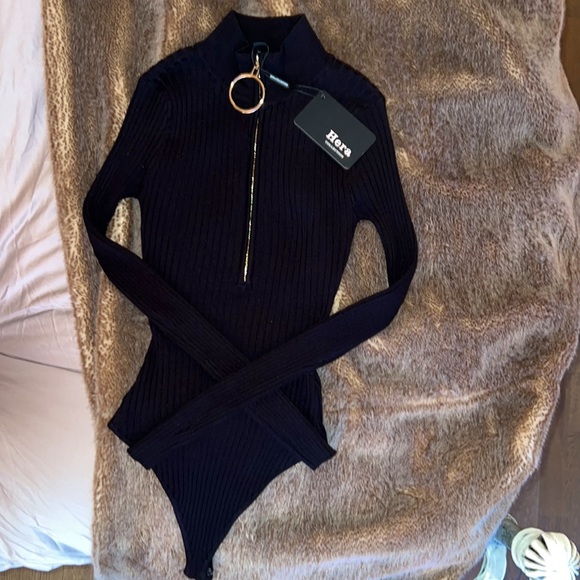 🎉HP🎉 🆕 Hera Collection Mock Neck Bodysuit - Picture 2 of 14
